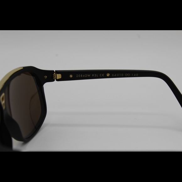 Louis Vuitton Evidence Sunglasses - Picture 5 of 8